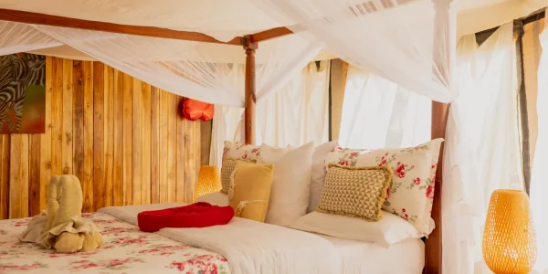 Enkirari Camp Lodge