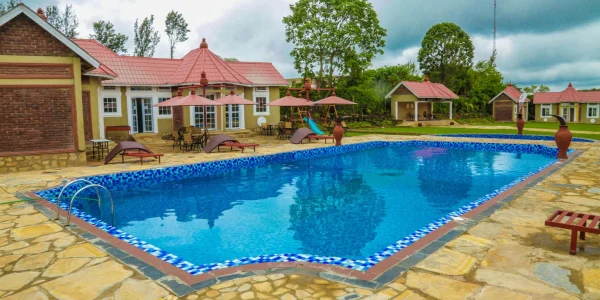 Maasai Safari Lodge Swiimming Pool