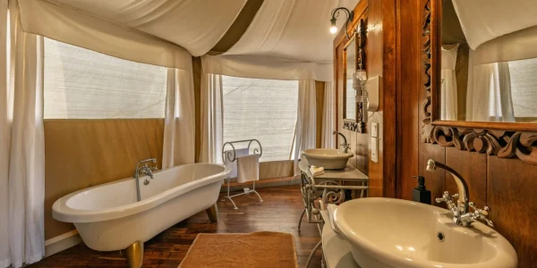 Masek Tented Lodge Bathroom