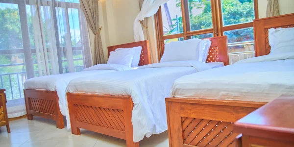 Triple Bed Peak Hotel-Karatu