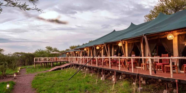 Tukaone Hembe Camp Restaurant